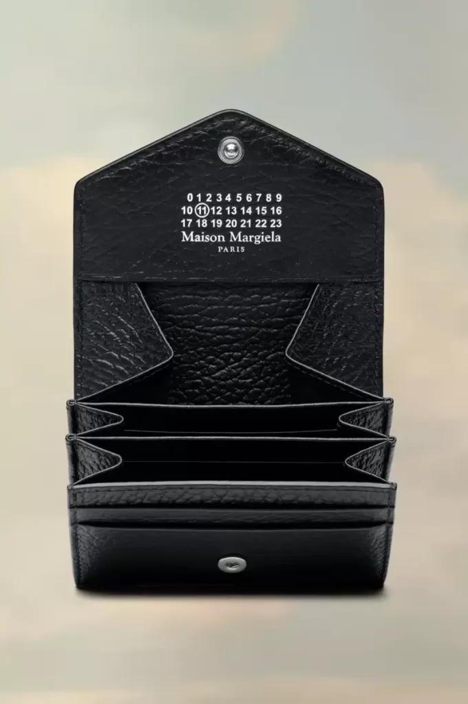 Accordion fold leather wallet Accordion fold leather wallet