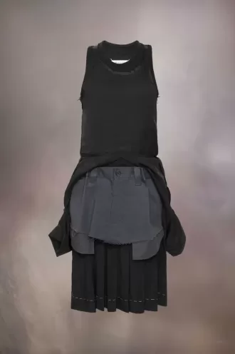 Anonymity of the lining dress