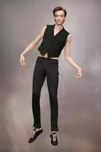 Anonymity of the lining waistcoat