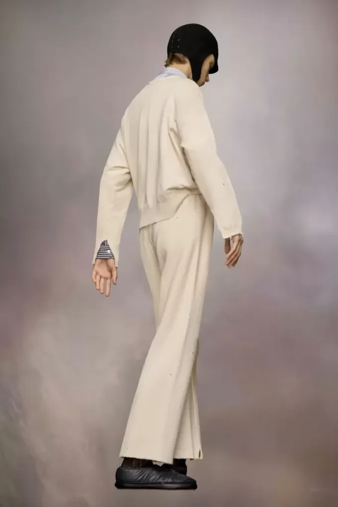 Cut-out hem sweatpants