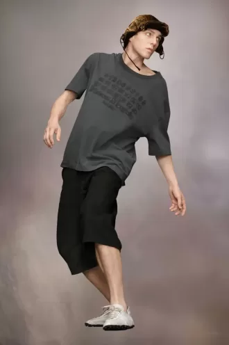 Embroidered logo T-shirt Embroidered logo T-shirt