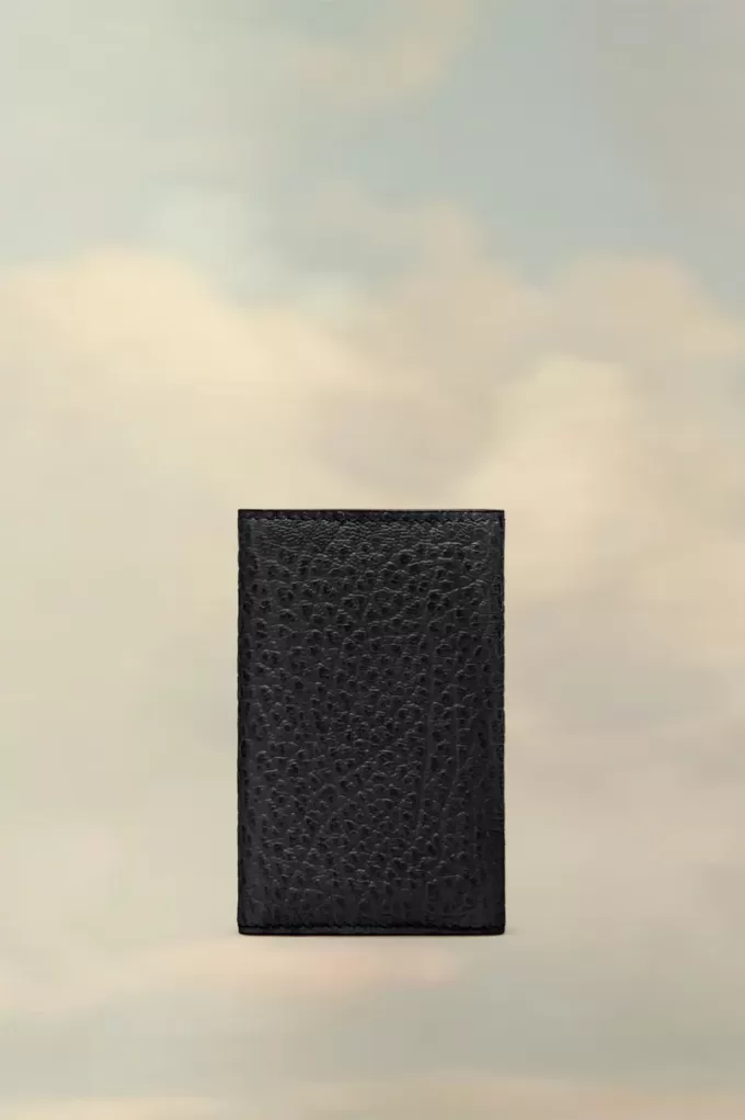 Four stitches key holder Four stitches key holder