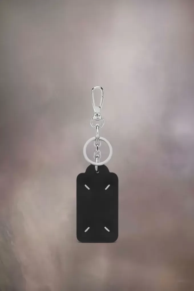 Four stitches keyring Four stitches keyring