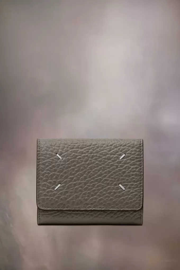 Four stitches wallet Four stitches wallet