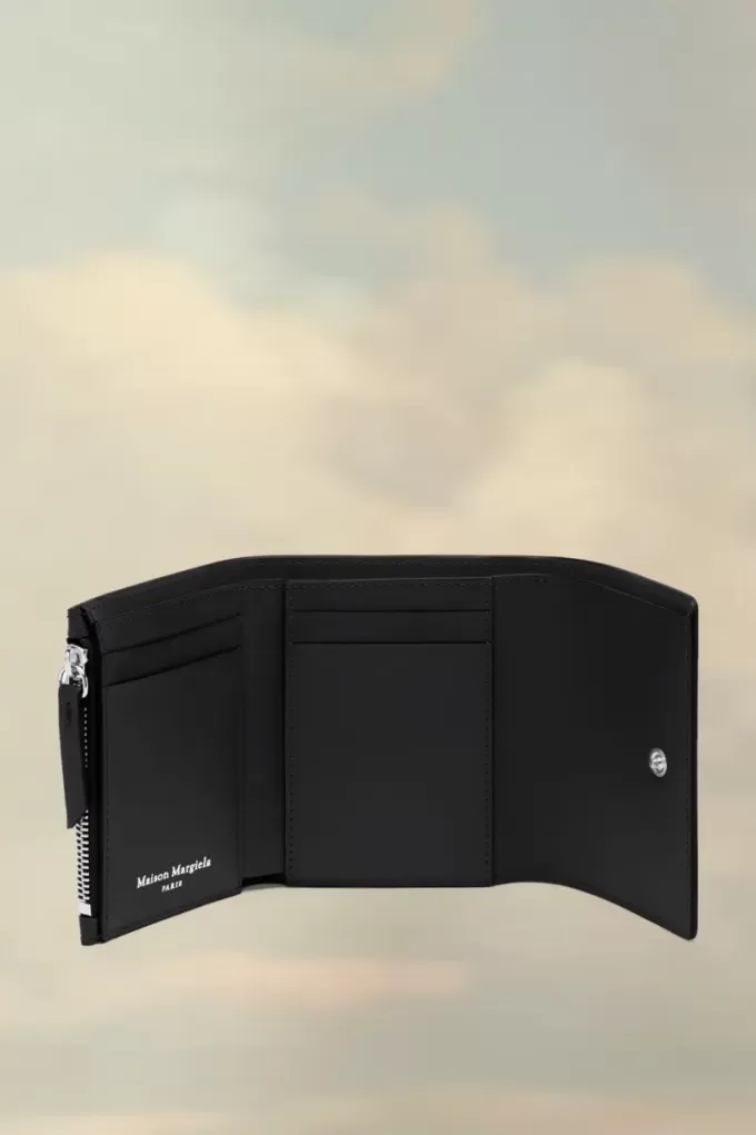 Four stitches wallet Four stitches wallet