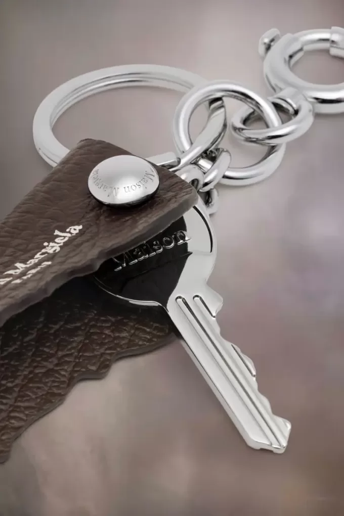 Logo leather keyring Logo leather keyring