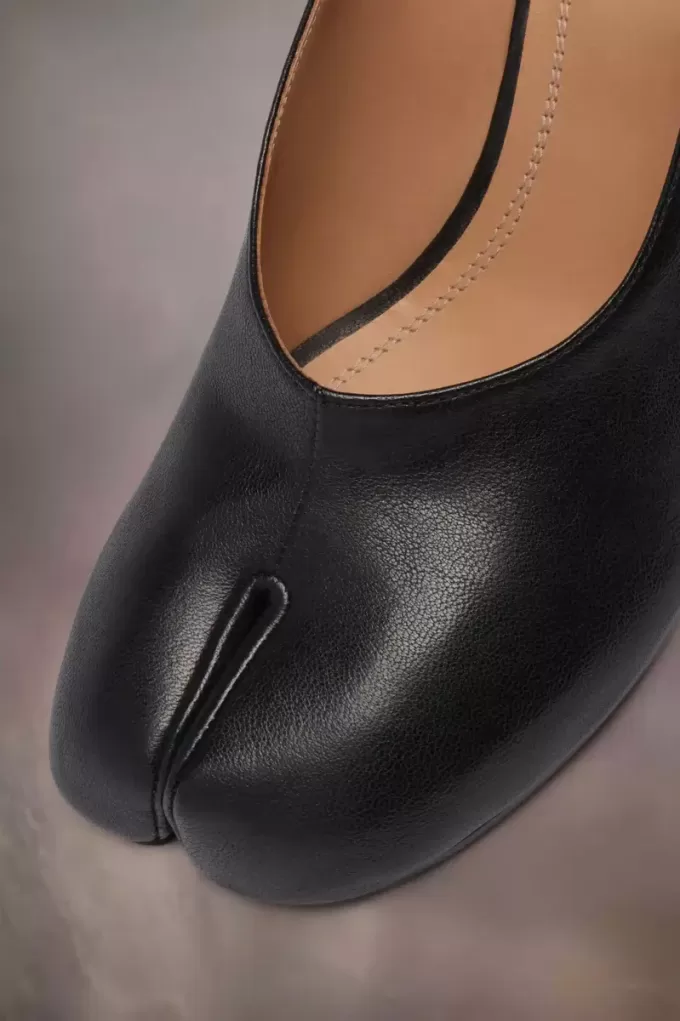 Maison Margiela Tabi Mary-Janes Maison Margiela Tabi Mary-Janes