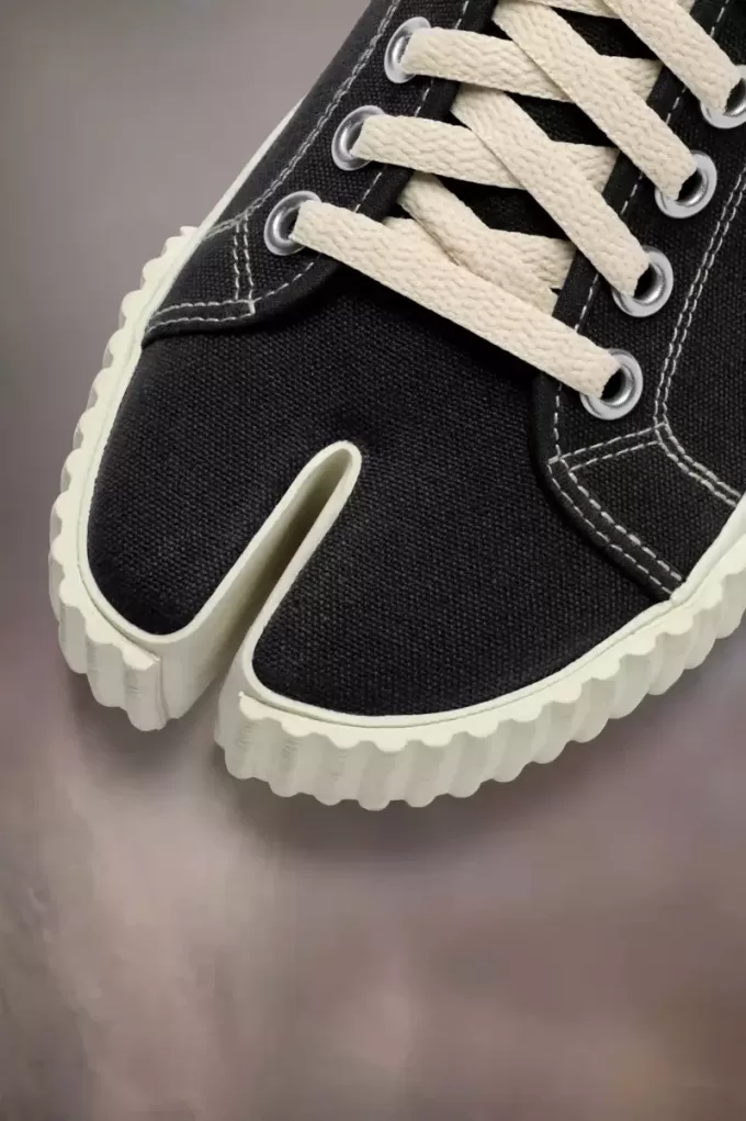 Maison Margiela Tabi sneakers Maison Margiela Tabi sneakers