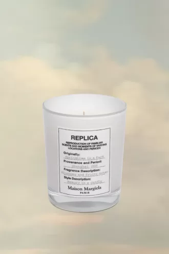 Replica Springtime in a Park candle