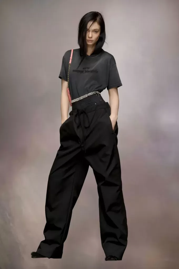 Reverse logo T-shirt Reverse logo T-shirt