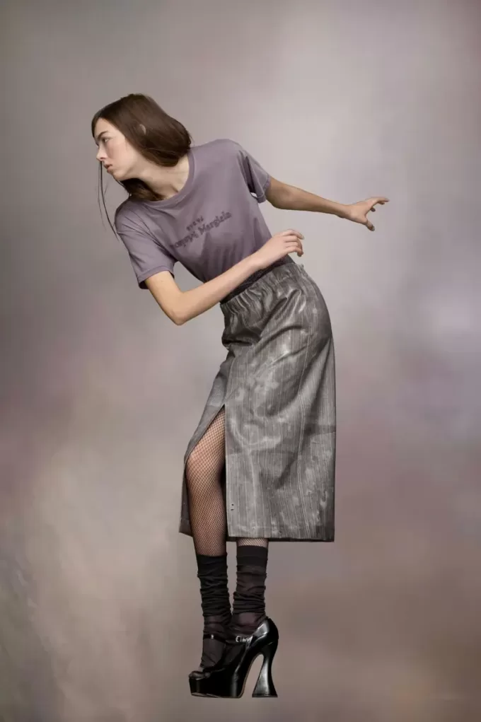 Reverse logo T-shirt Reverse logo T-shirt