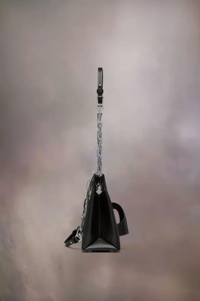 Snatched shoulder clutch bag medium