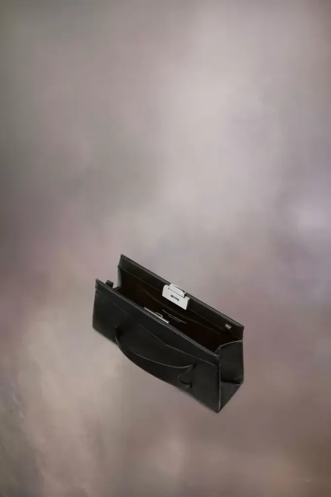 Snatched shoulder clutch bag small Snatched shoulder clutch bag small