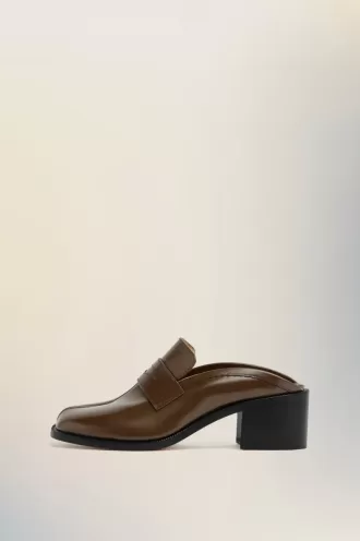 Tabi city loafer mule