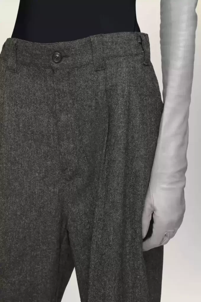 Wide-leg wool trousers